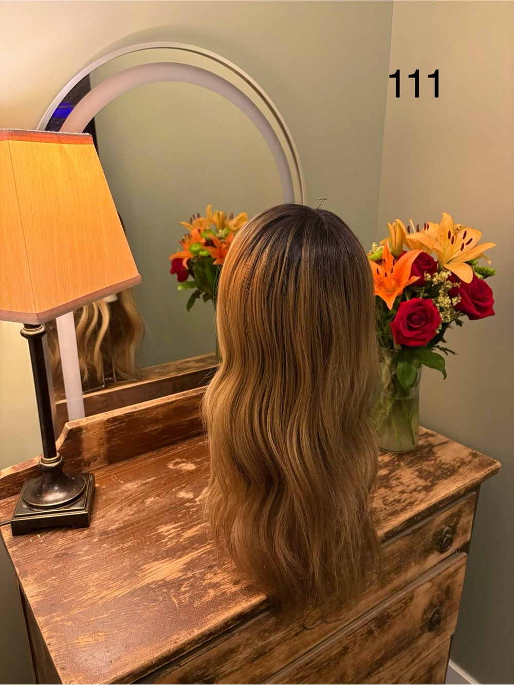 Long Wavy Blonde Ombre Women's wig - Natural Blonde